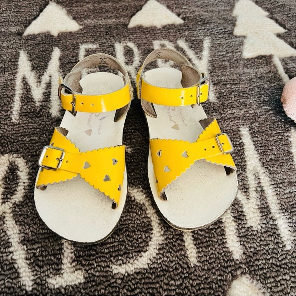 Salt Water style Yellow Kids Sandals with Heart Cutouts